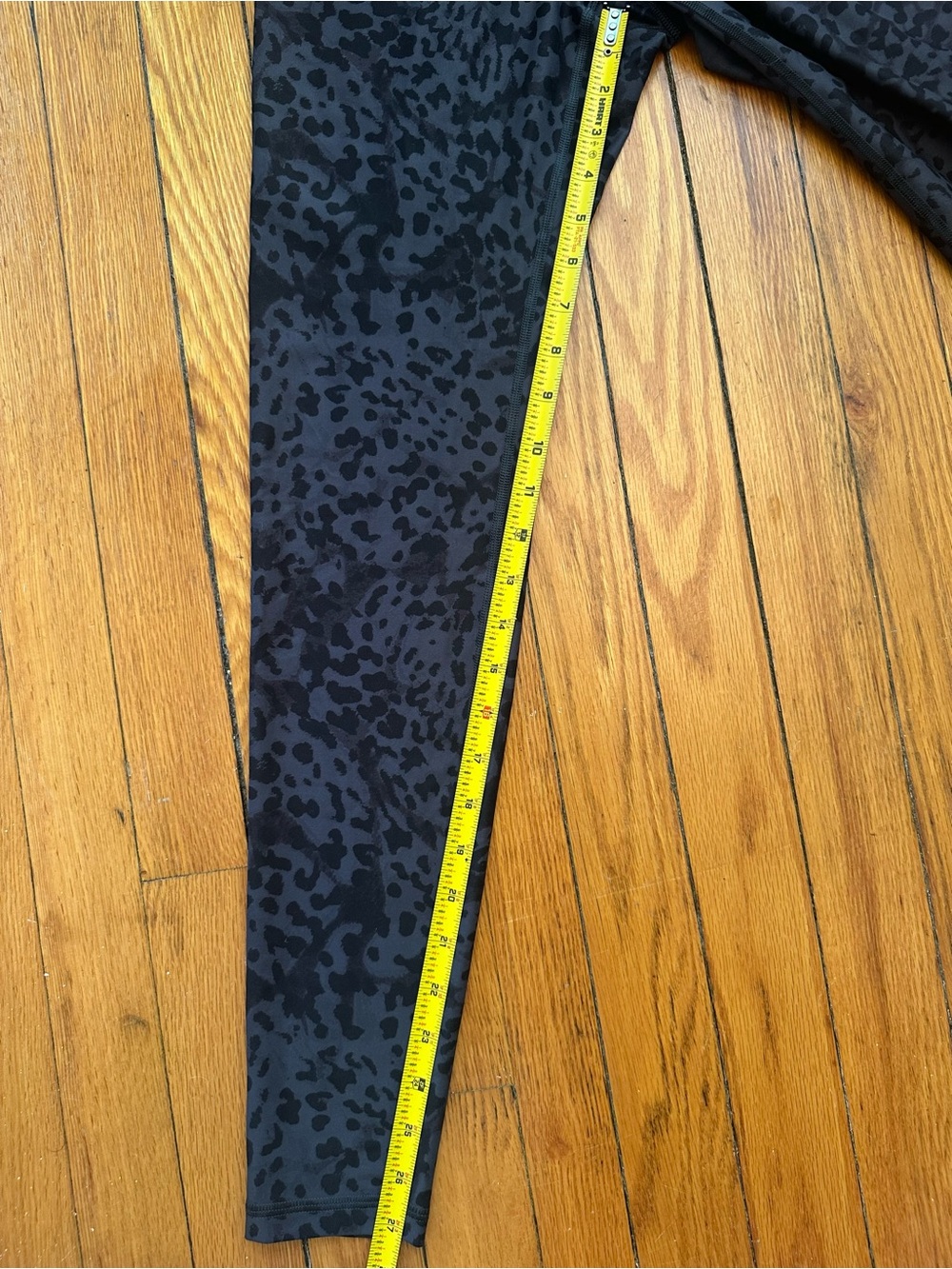 Old Navy PowerSoft Leopard Print Set Leggings (M) & Sports Bra (S) 1108 - Picture 4 of 9